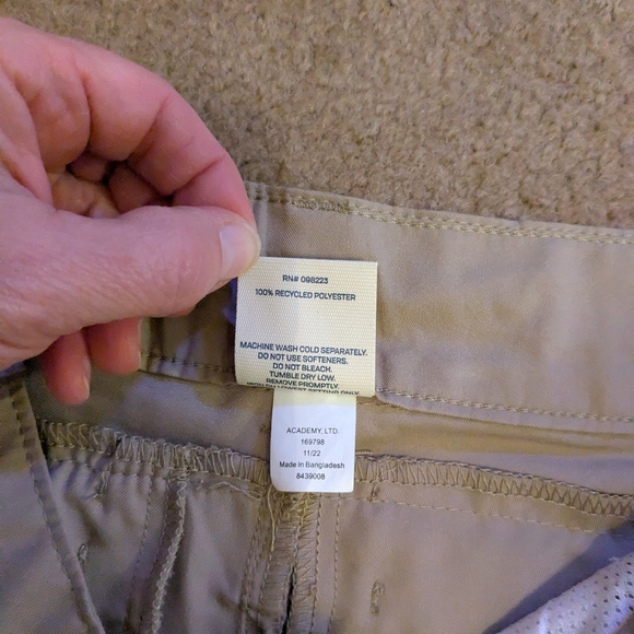 Magellan Outdoors Women's Hiking Shorts Khaki XS - Picture 7 of 9